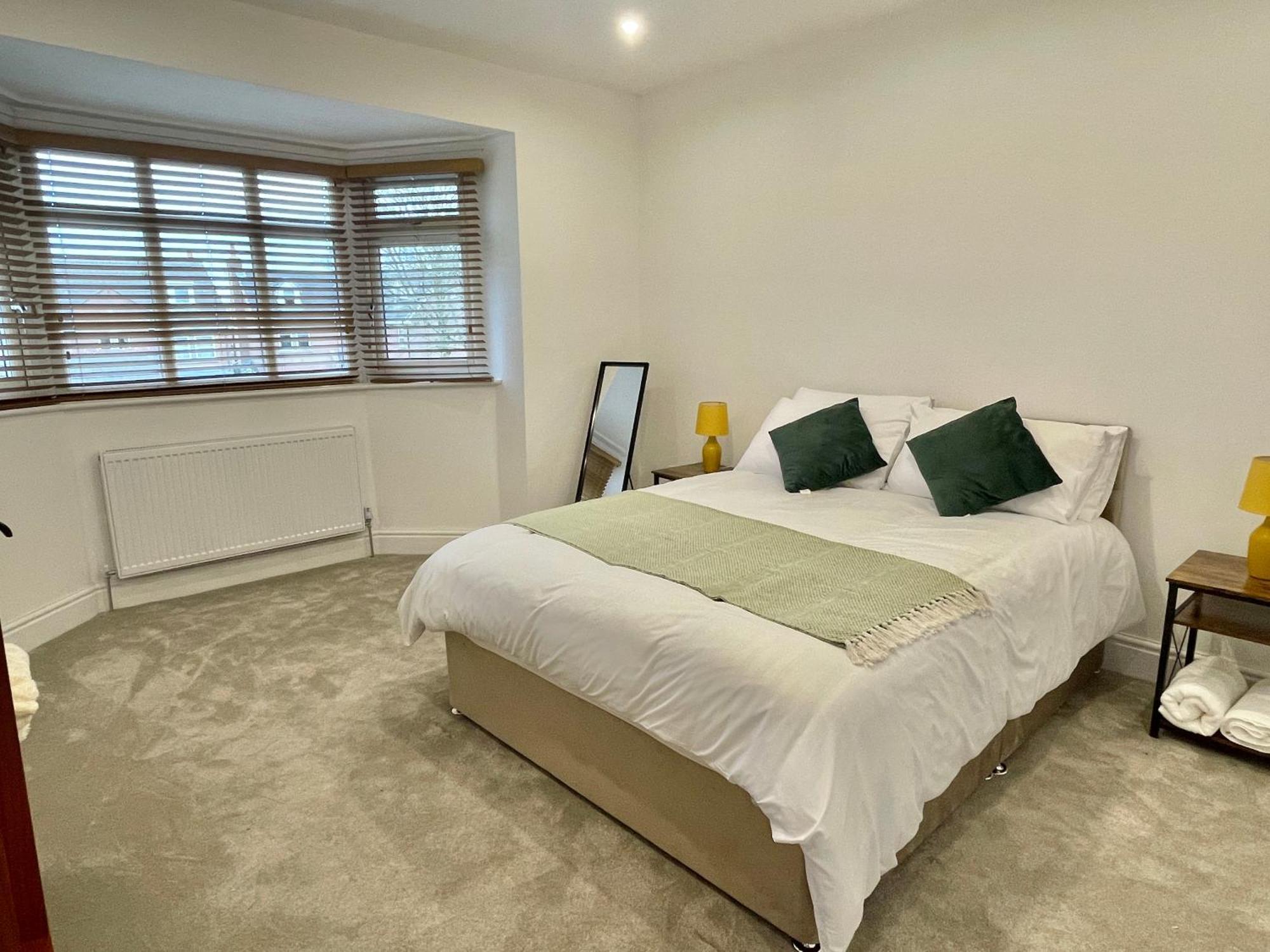 Luxurious Holiday Home Bolton Bagian luar foto